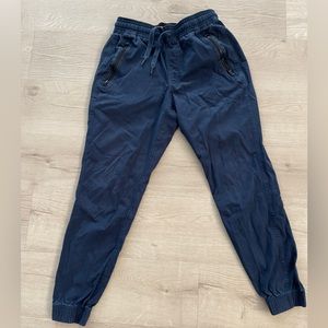 Under Armour joggers slim fit size medium